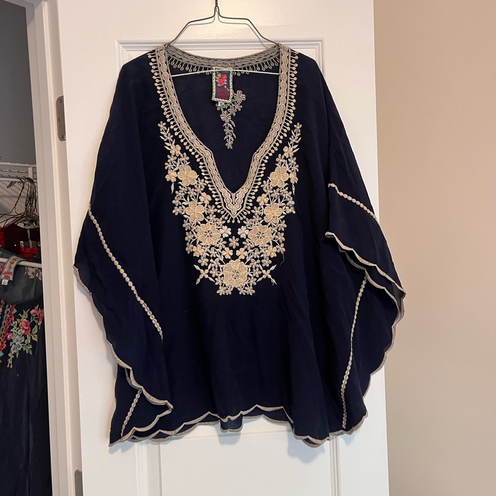 Johnny Was, medium too, Navy blue